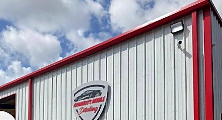 The Armando's Mobile Detailing shop building on US Hwy 59 South in Carthage, Texas